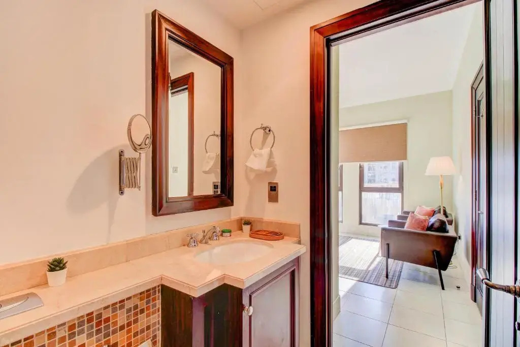 Durrani Homes - Luxury 2bed Opposite Dubai Mall with stunning Burj Khalifa View