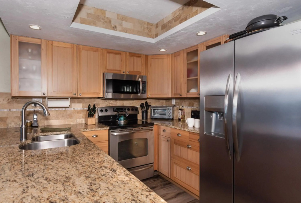 Sunrise 306 by Ocean Properties
