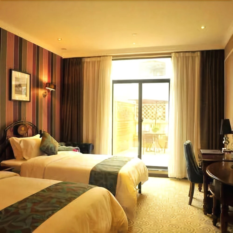Folunsi Garden Hotel