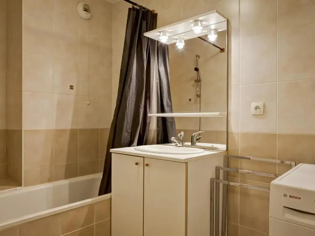 Appartement Brides-les-Bains, 4 pièces, 8 personnes - FR-1-512-154