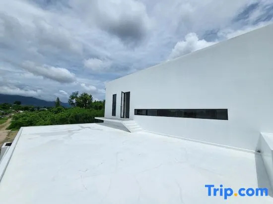 Poon Pool villa near Ruamchok :Boxing private pool etc.