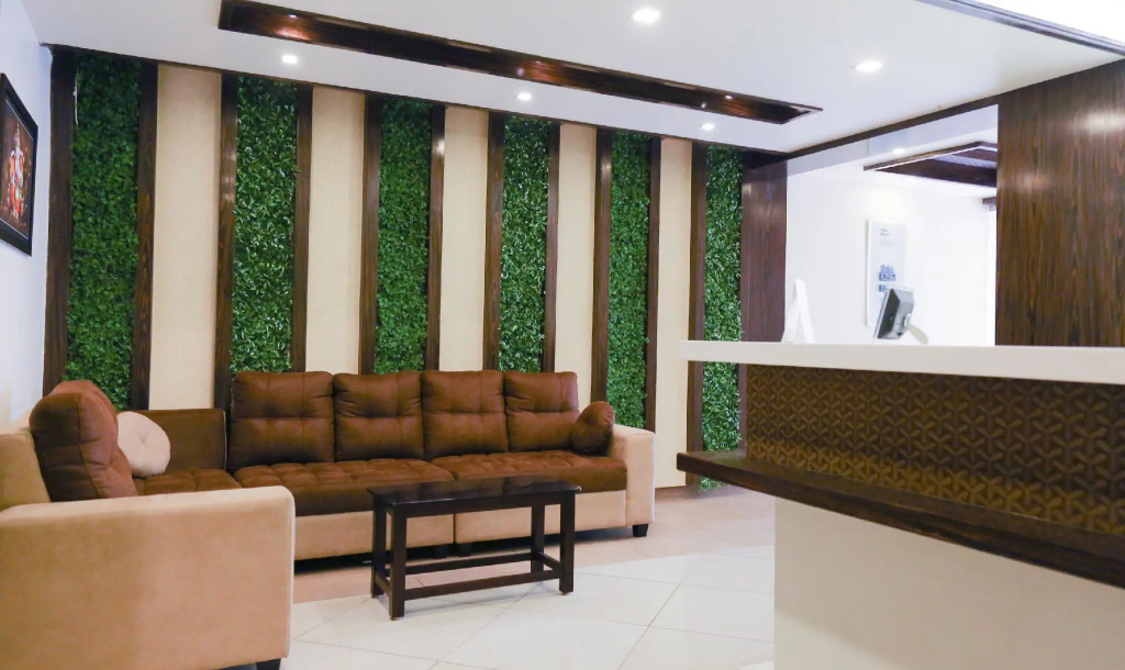 Itsy Hotels N Square