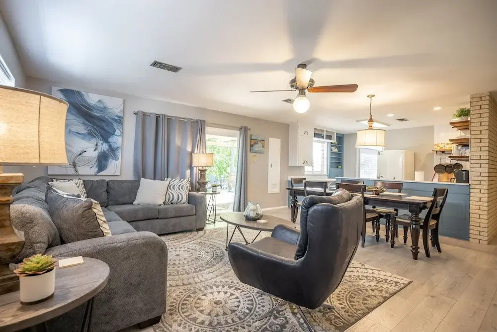 RIVER ROSE - 3 Br Home