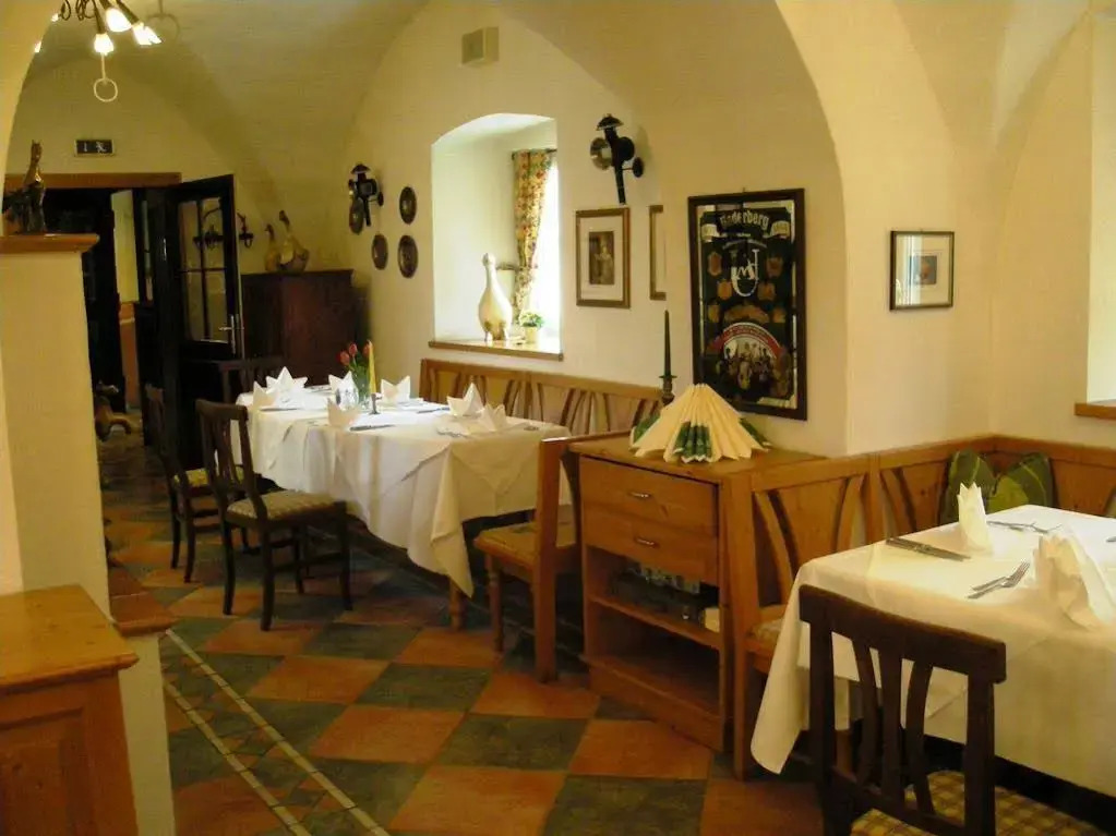 Hotel Dienstl Gut