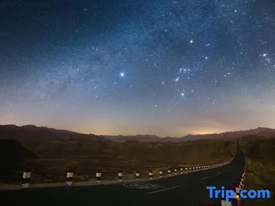 The desert camping hotel of the proprietress of Shapotou, Zhongwei