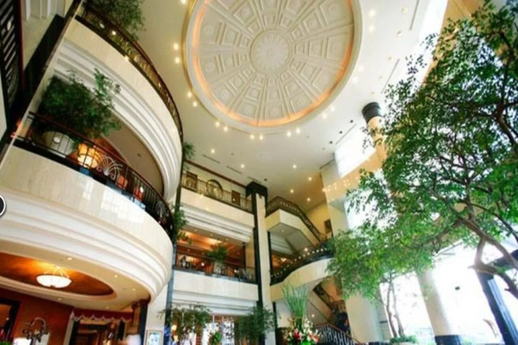 Menara Peninsula Hotel