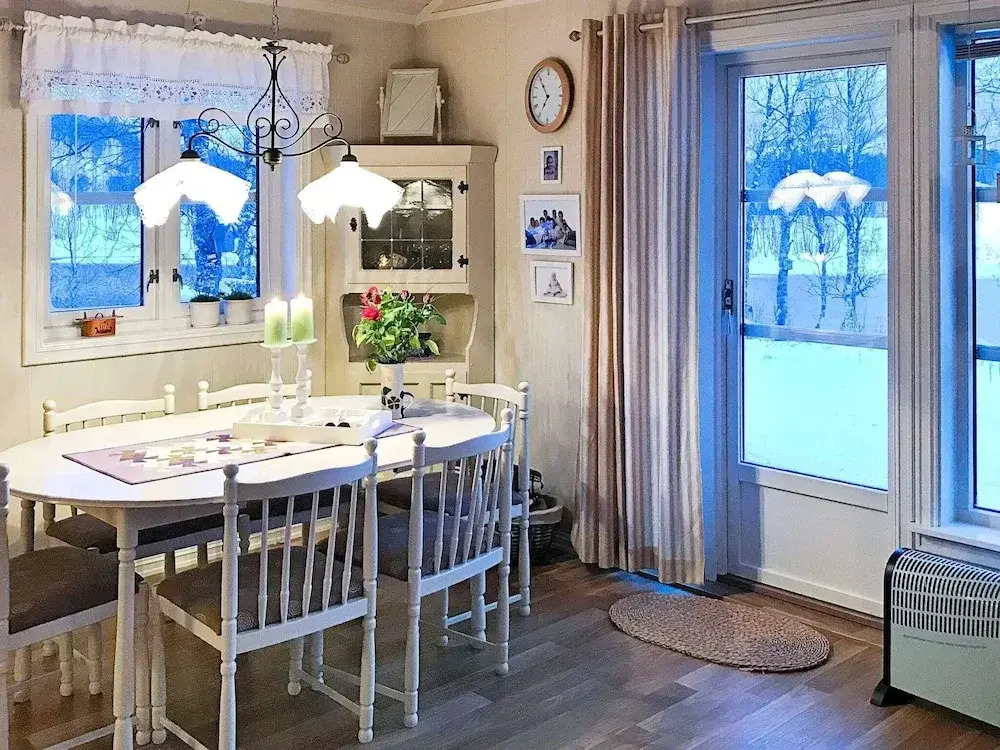 6 person holiday home in Ballangen