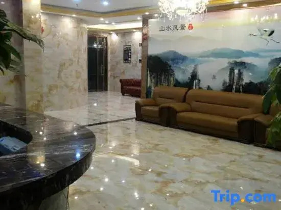 Super 8 Hotel (Shanghai Outlet Lushen Road)