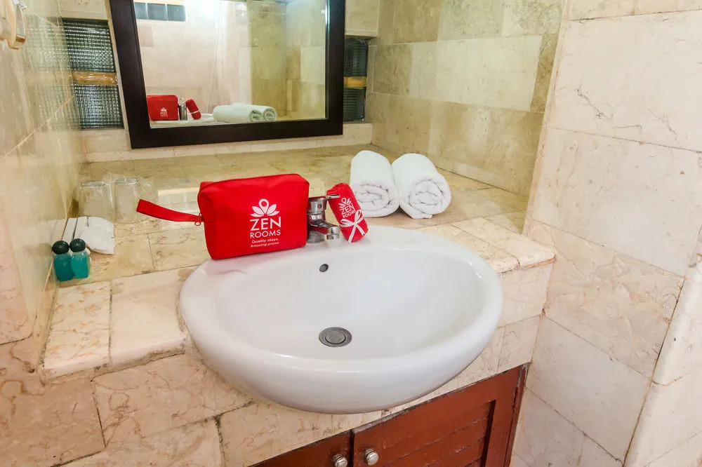ZenRooms Kuta Dewi Sartika