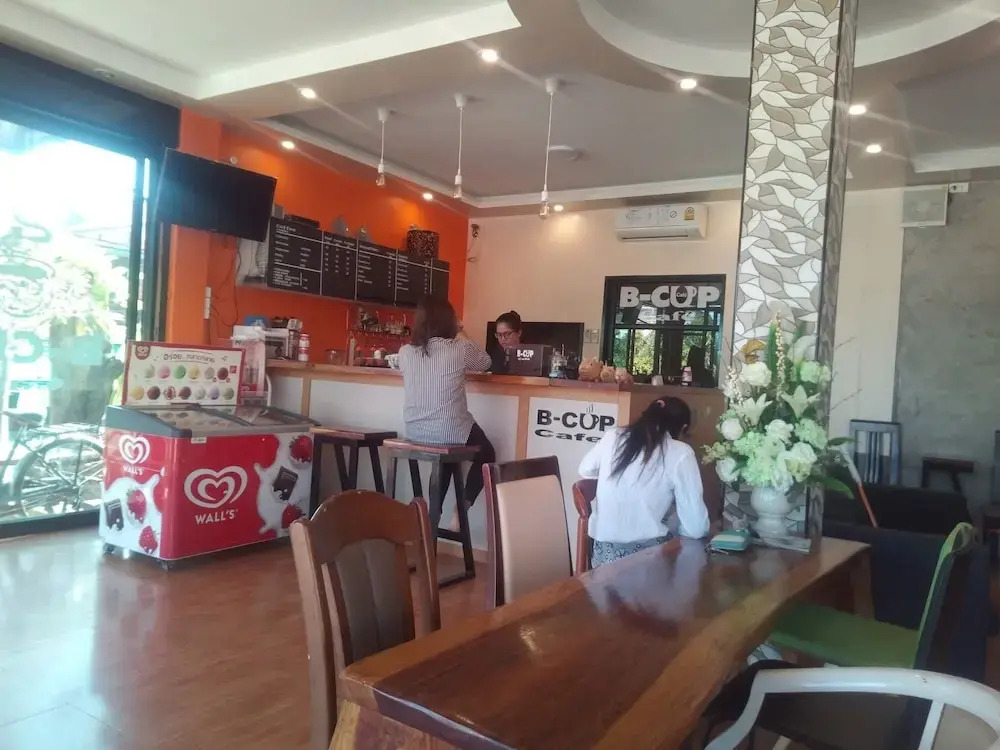 Sakchai Apartment