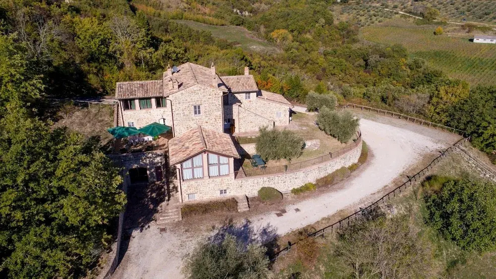Studio Apartment in a Farmhouse With Swimming Pool