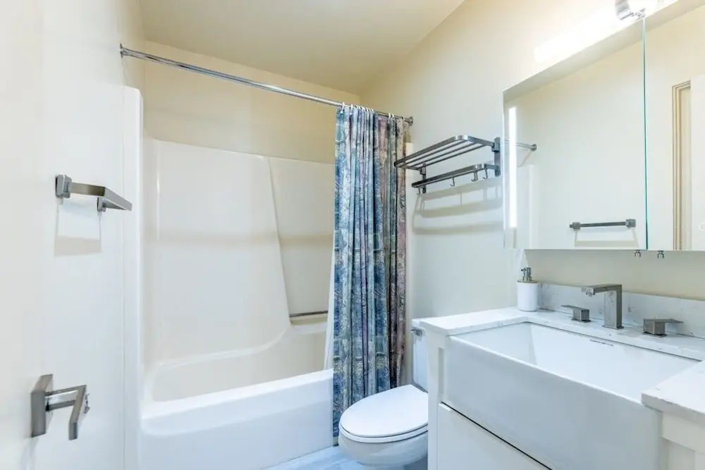 Telemark 5 4 Bedroom Condo by RedAwning