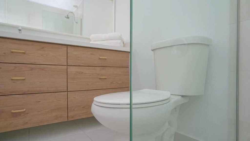 Renovated townhome -Rooftop Terrace by Sandy Beach