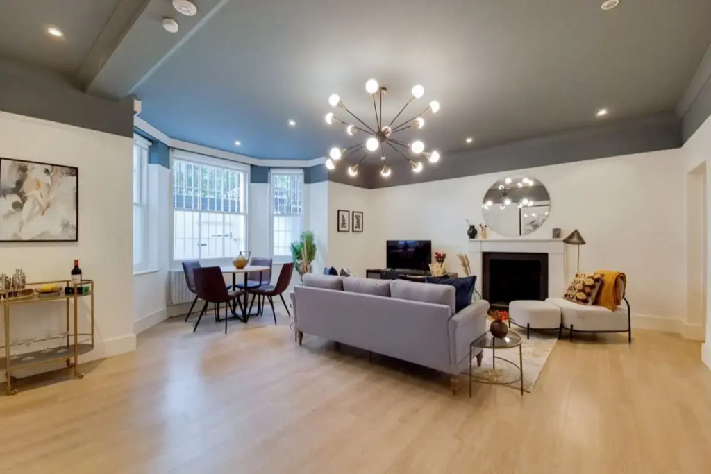 The Heart of South Kensington - Modern & Spacious 1BDR Apartment