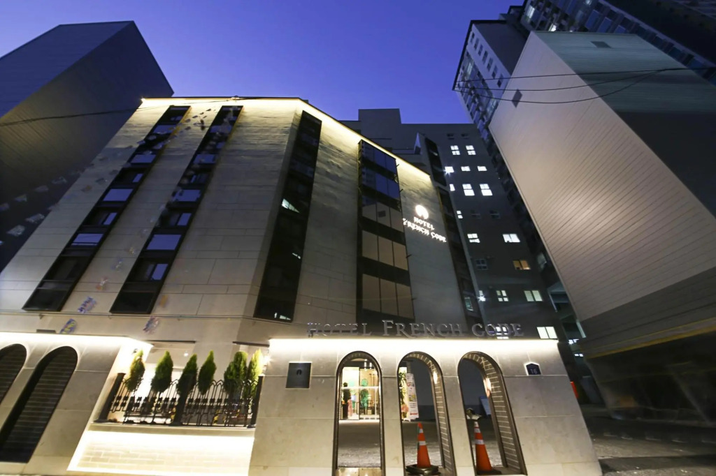Frenchcode Hotel Guseo