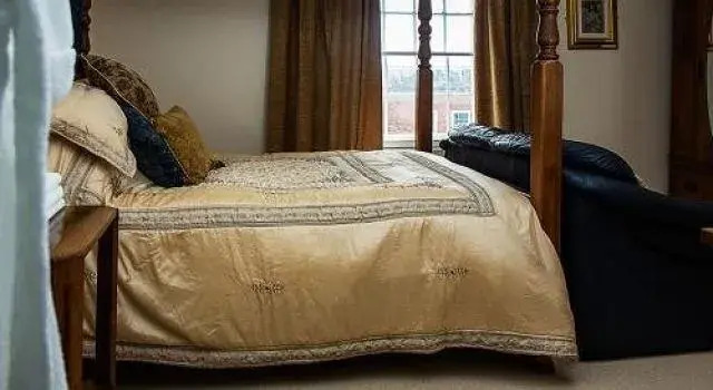 The Ship Inn - Self Catering Accommodation
