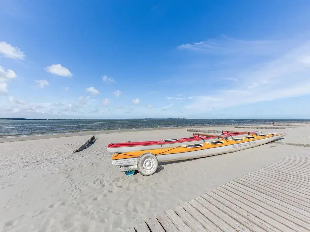 Flat on the Beach With Pool in Le Crotoy