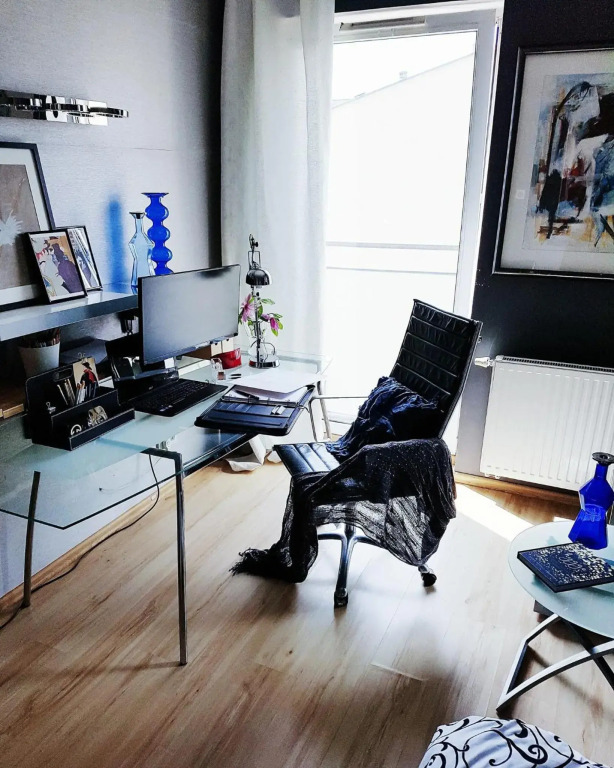 Warsaw King Size Apartment