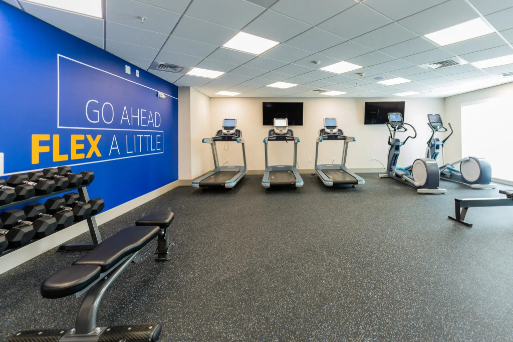 Holiday Inn Express & Suites Charlottesville by IHG