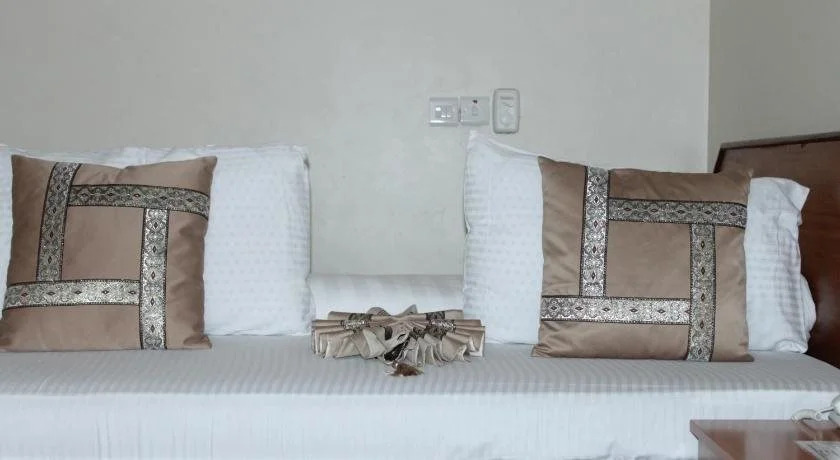 Royal Residence Hotel