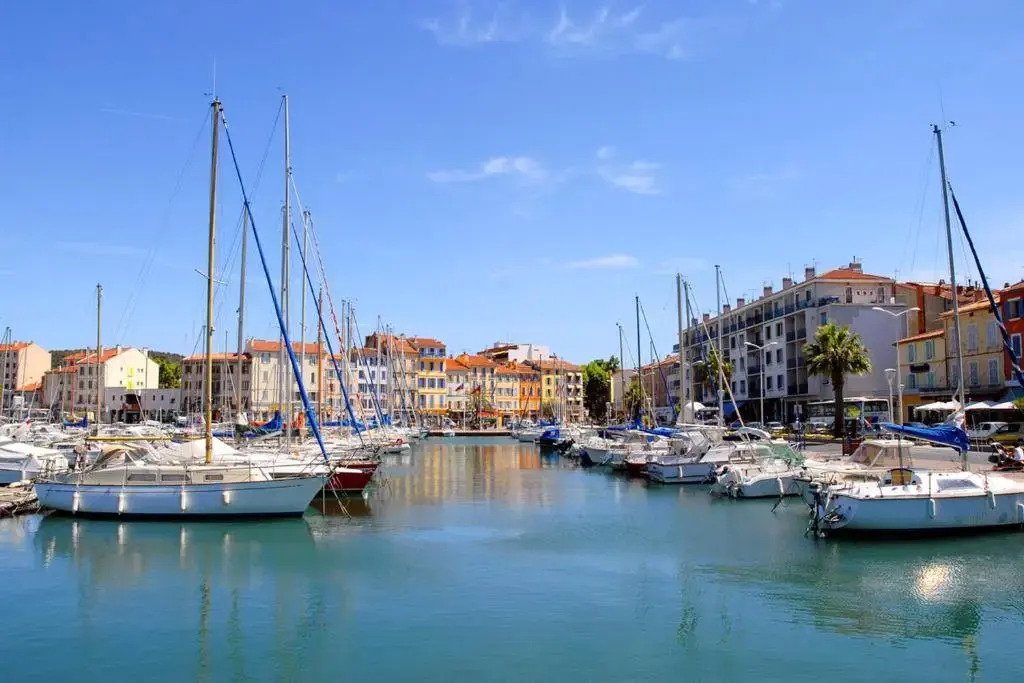 Appartement d'une chambre a La Seyne sur Mer a 1 km de la plage
