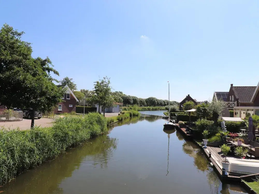 Sun-soaked Bungalow in Simonshaven