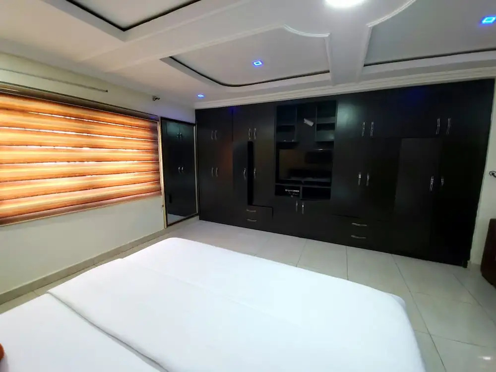 Flat - Sleeps 6 With Parking