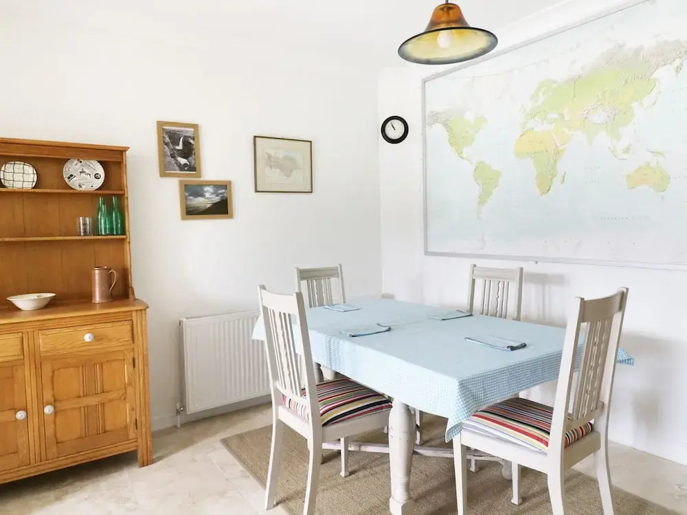 3 Overlands, Settle