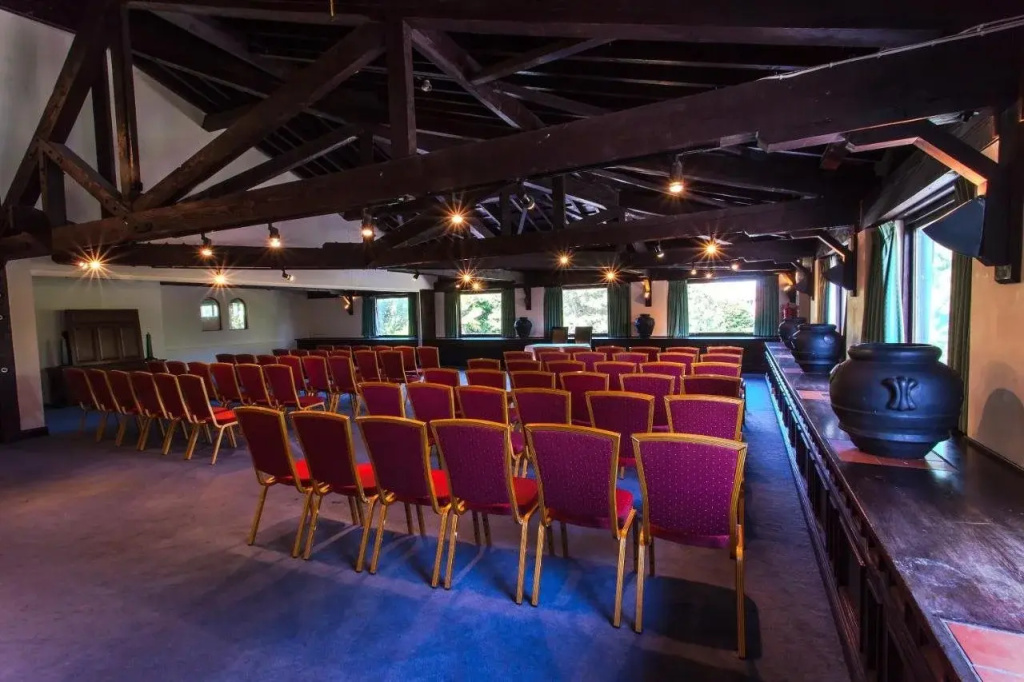 Europa Gatwick Hotel
