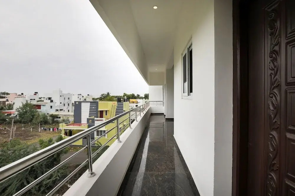 Varna Residency by OYO Rooms