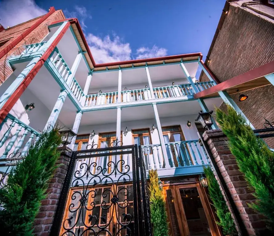 MUSMORE Boutique Hotel