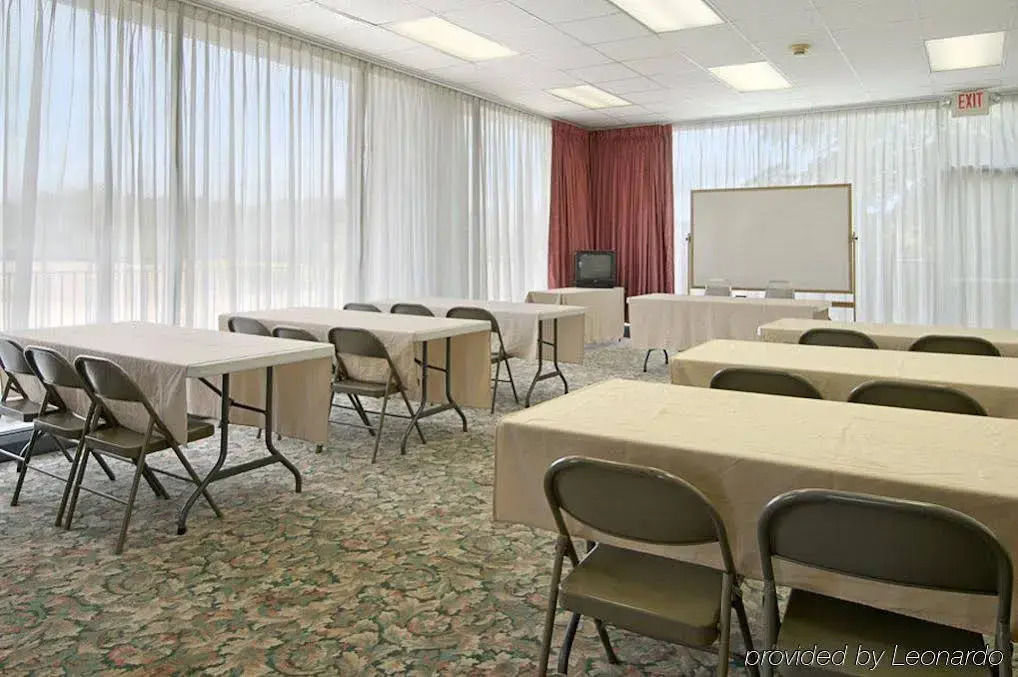 Americas Best Value Inn & Suites Independence