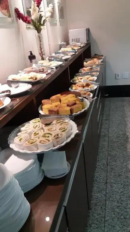 Líber Hotel Nova Serrana - Conforto na Rota da BR-262