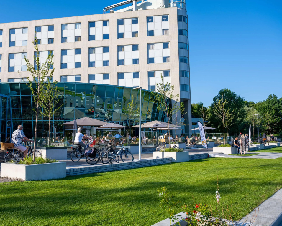 Flonk Hotel Groningen Zuid, BW Signature Collection