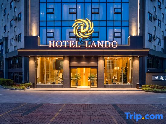 Hotel Lando