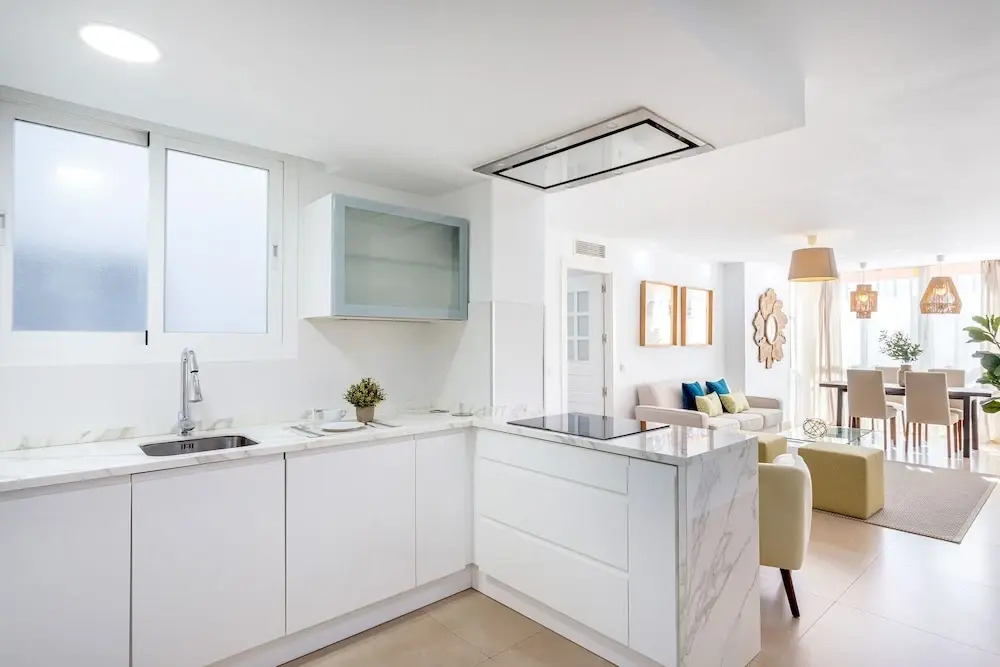 Fabulous 3BD Apartment in the Center of Marbella 2 Minutes From the Beach. Alonso de Bazan