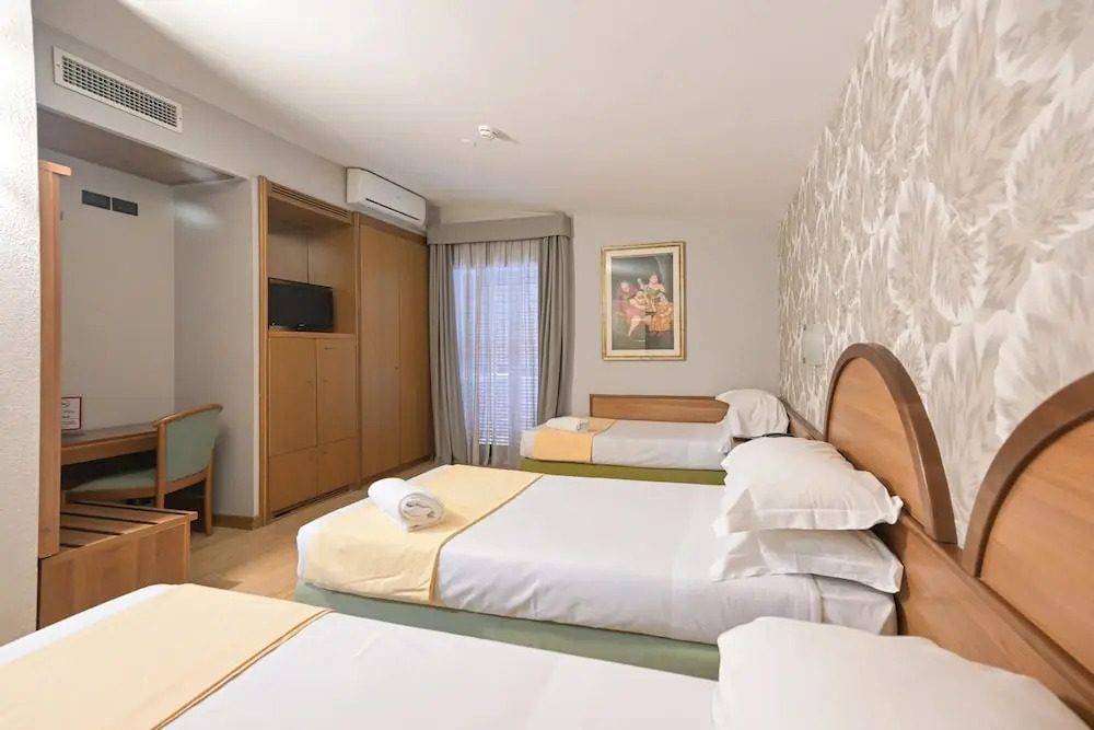 Hotel LAquila