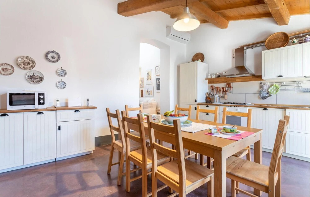 3 Bedroom Beautiful Home In Milis