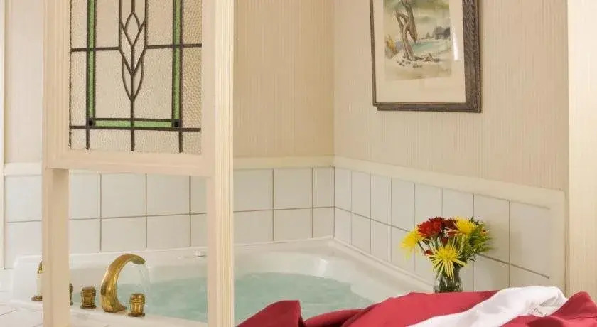 Arsenic and Old Lace Bed & Breakfast Inn