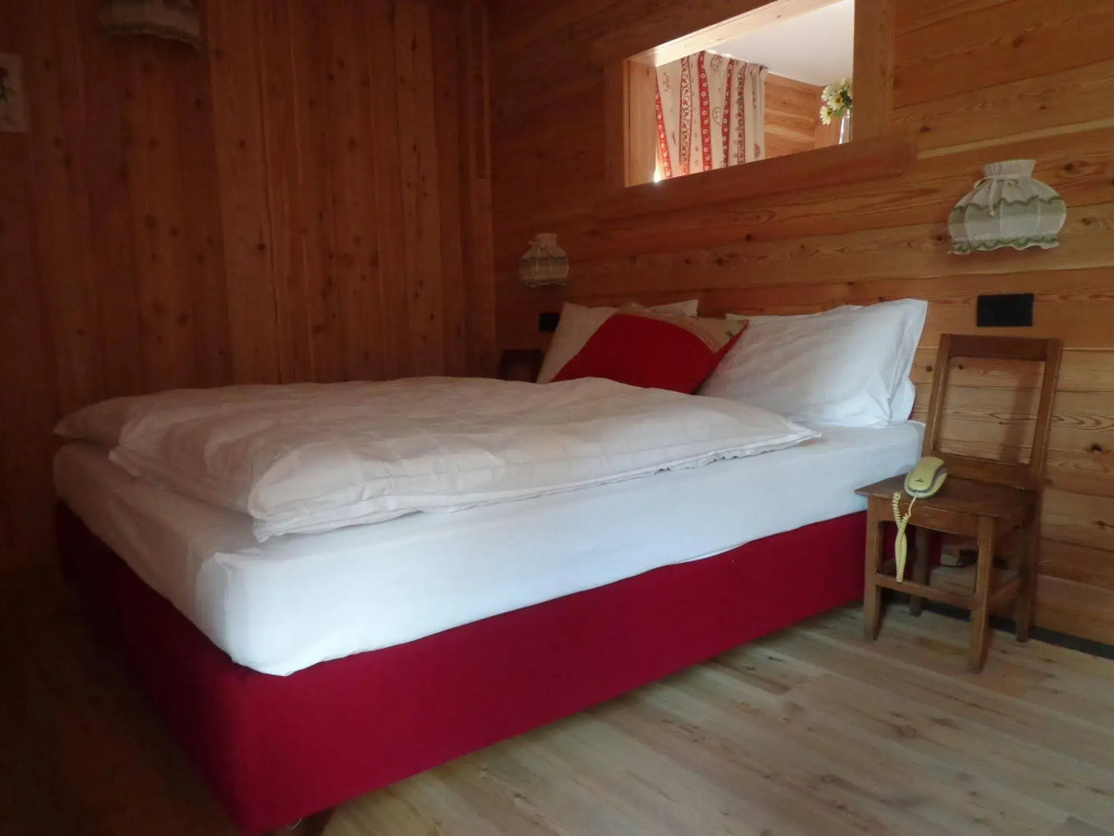 Albergo Alpenrose Ski&Bike Mountain Hotel