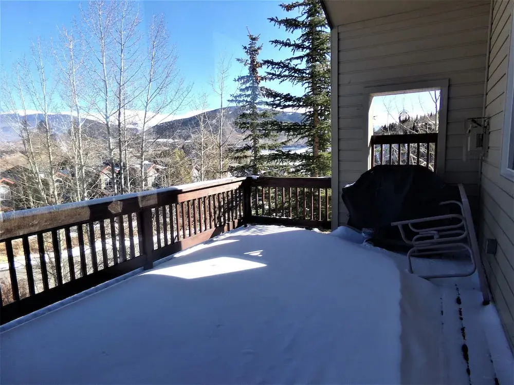 Prospector Village 4 Bed 3 Bath