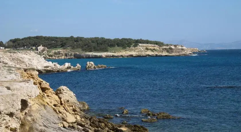 Beach Hotel