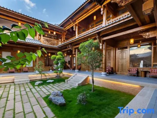 Shaxi This Life With You Courtyard No. 2