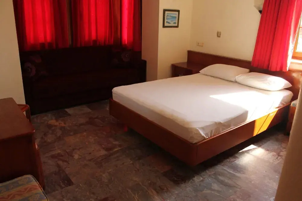 Nar Hotel