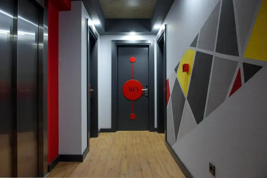 Hotel Adora