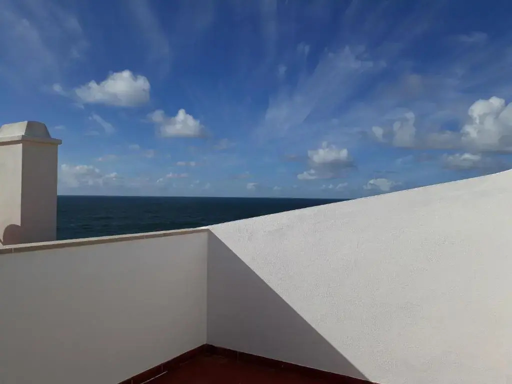 Villa over the Ocean in Magoito-Sintra