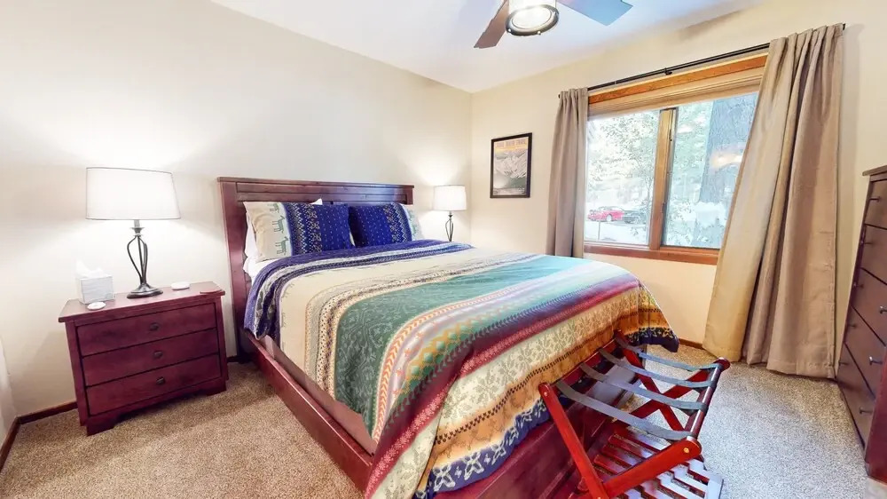 Winterset #3 3 Bedroom Condo by RedAwning