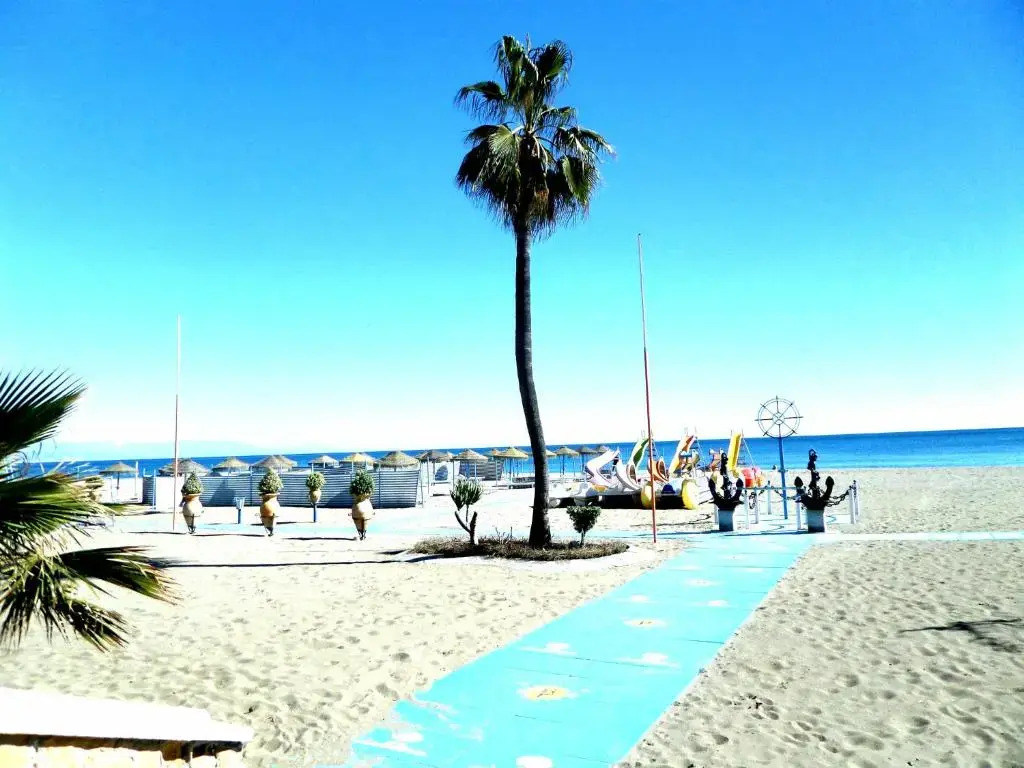 oasis carihuela