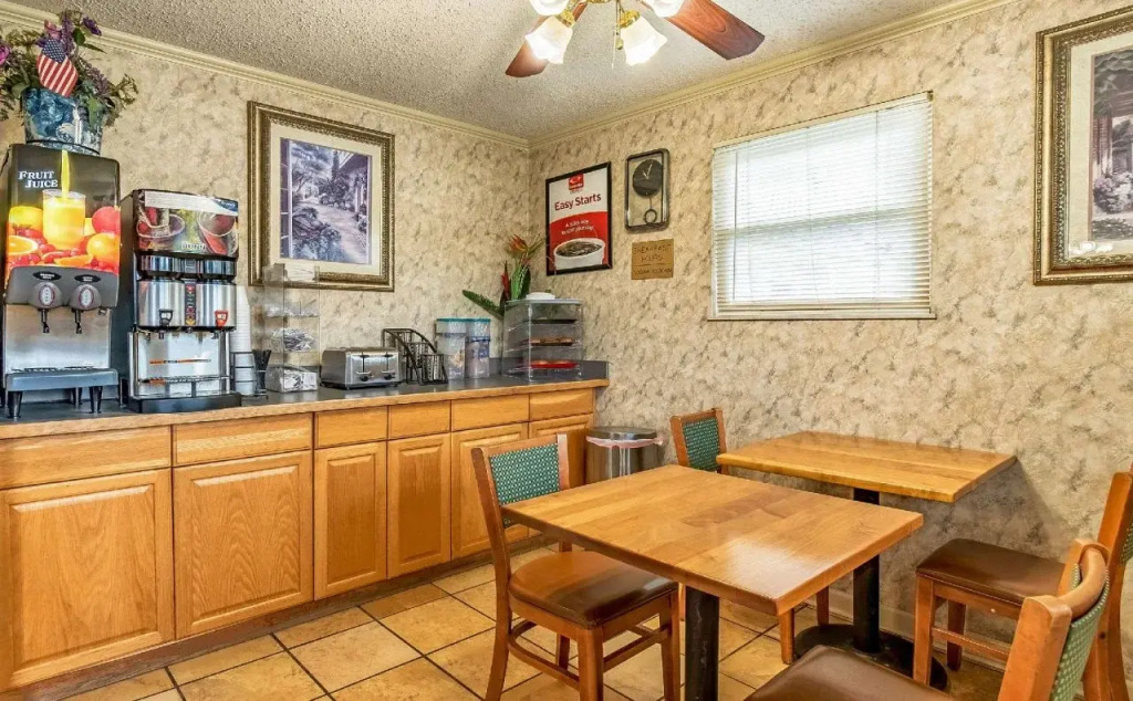 Worthington Motor Lodge