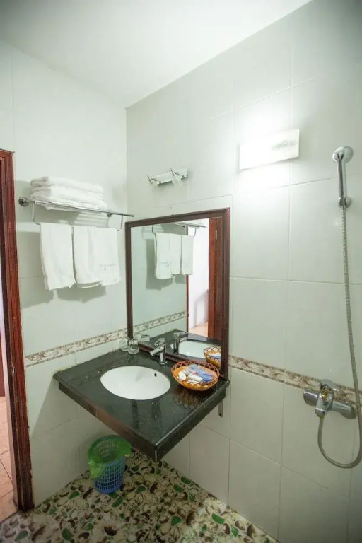 Thanh Lich Hotel